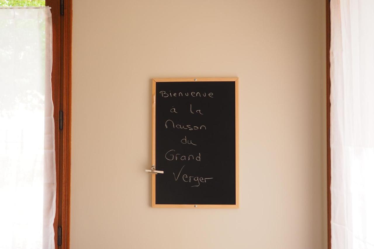 Maison Le Grand Verger Goult Exteriör bild